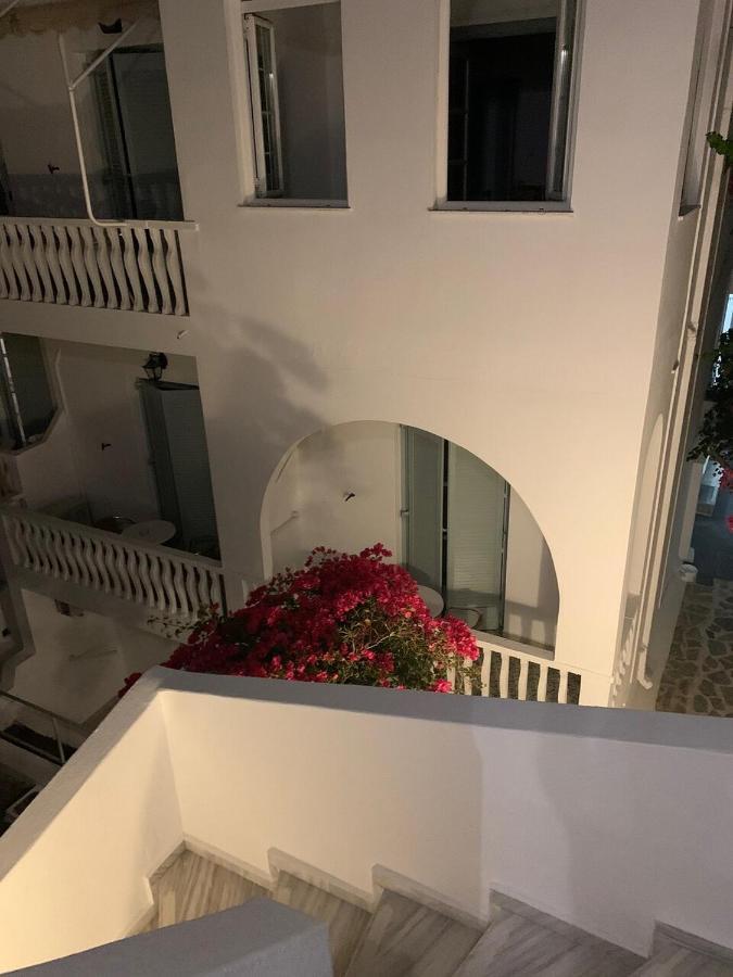 Lefkothea Hotel Kamári Exterior foto